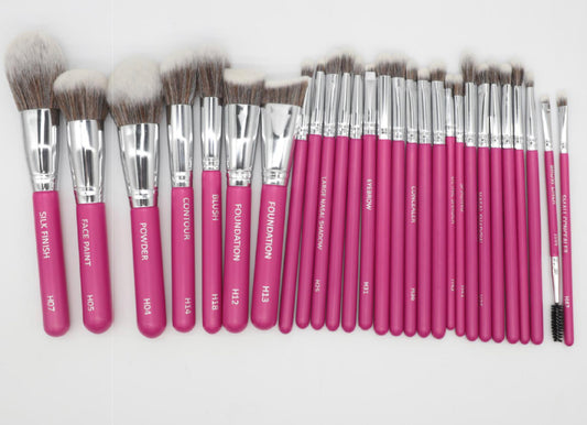 The Flawless Effect Makeup Brush Set